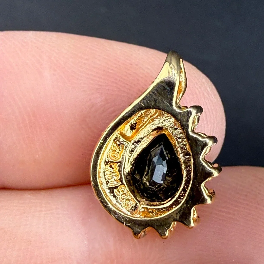 Vintage WM Pendant Gold Tone Black Pear Cut Teardrop Sterling Silver 925